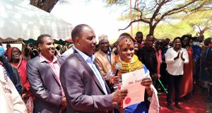 Joy as govt issues 6000 title deeds in Isiolo